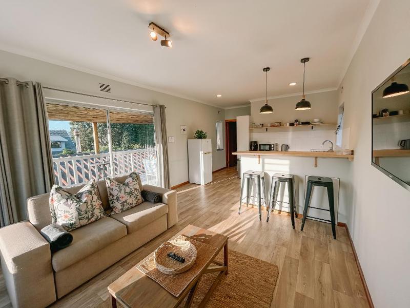 Leisure Isle Loft Apartment - image 9