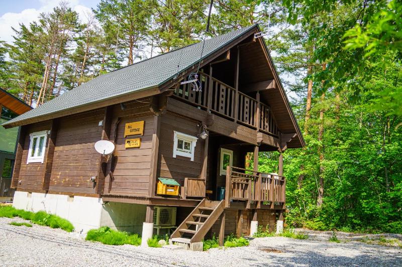 HAL Cottage - image 23