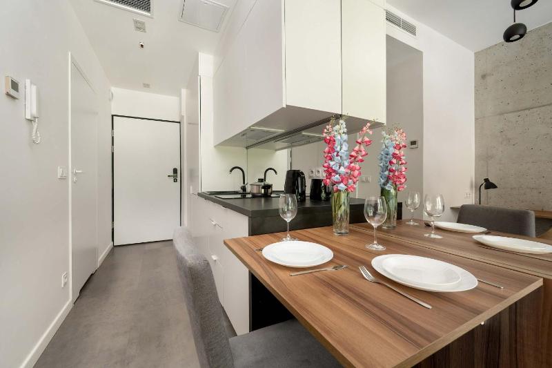 Legnicka Cozy & Modern Studio in Wrocław by Noclegi Renters - image 17