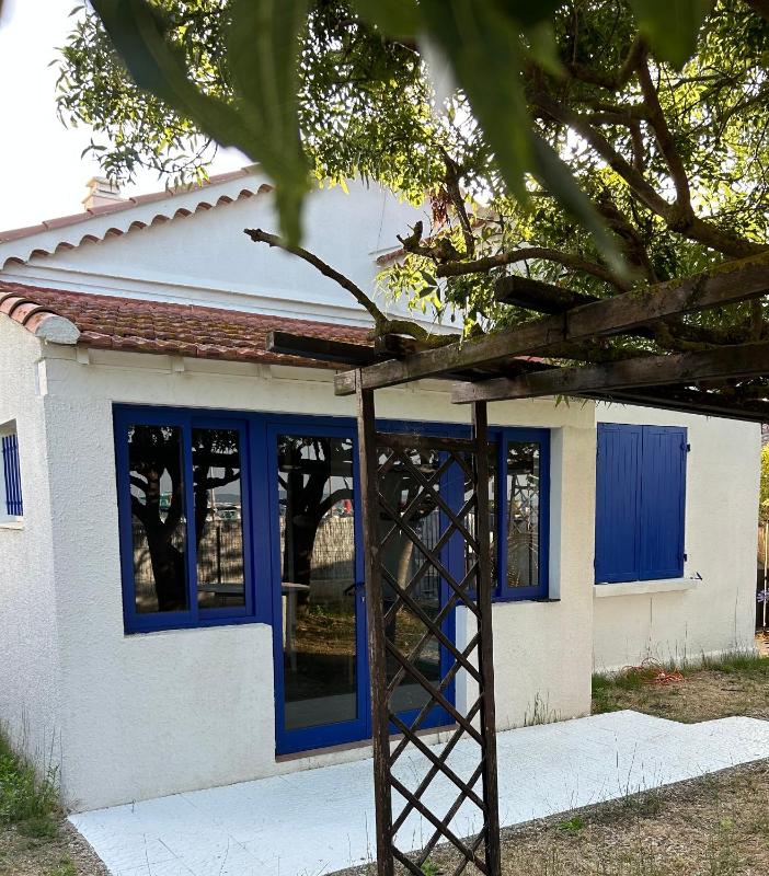 Two-Bedroom House image 2