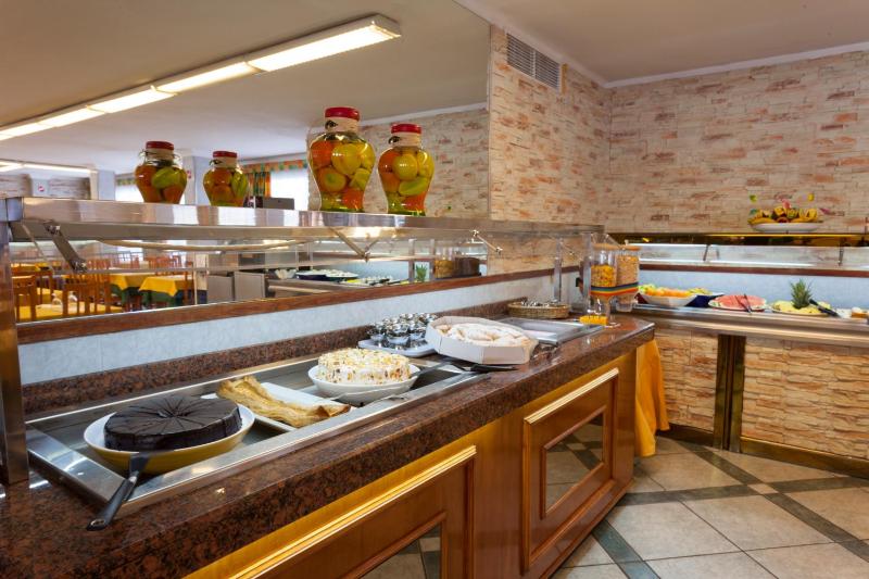 Hotel Riutort - image 16