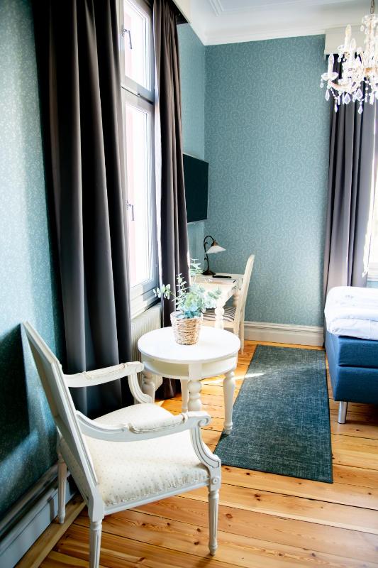 Standard Single Room image 1