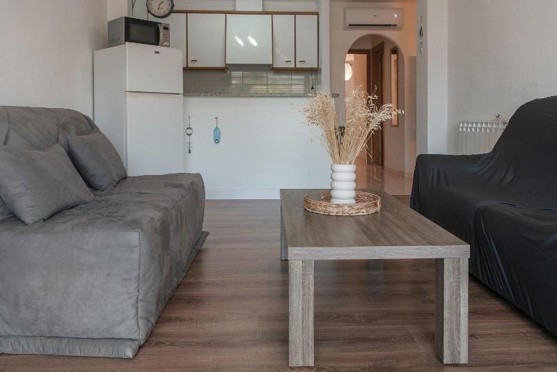 WELCS APARTAMENTO 271 EMP cerca de la playa - image 12