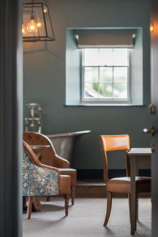 Junior Suite image 3