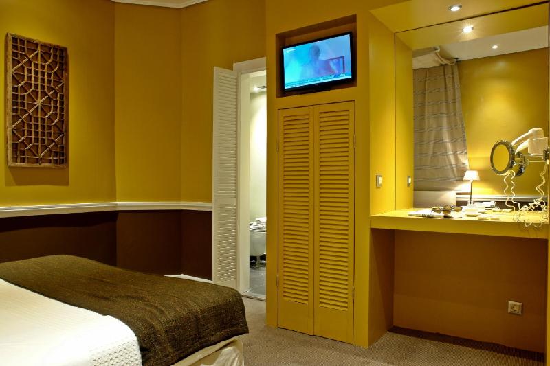Superior Double or Twin Room image 2