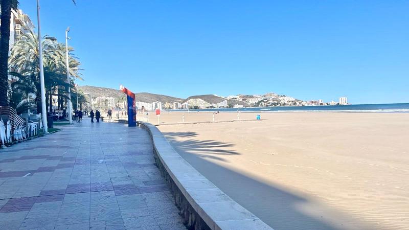 100 metros playa vistas al mar Piso nuevo - image 9
