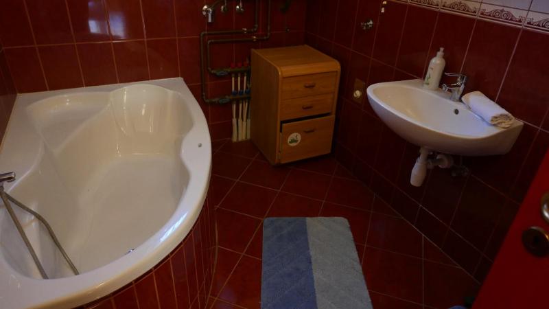 Quadruple Room with Bath image 1