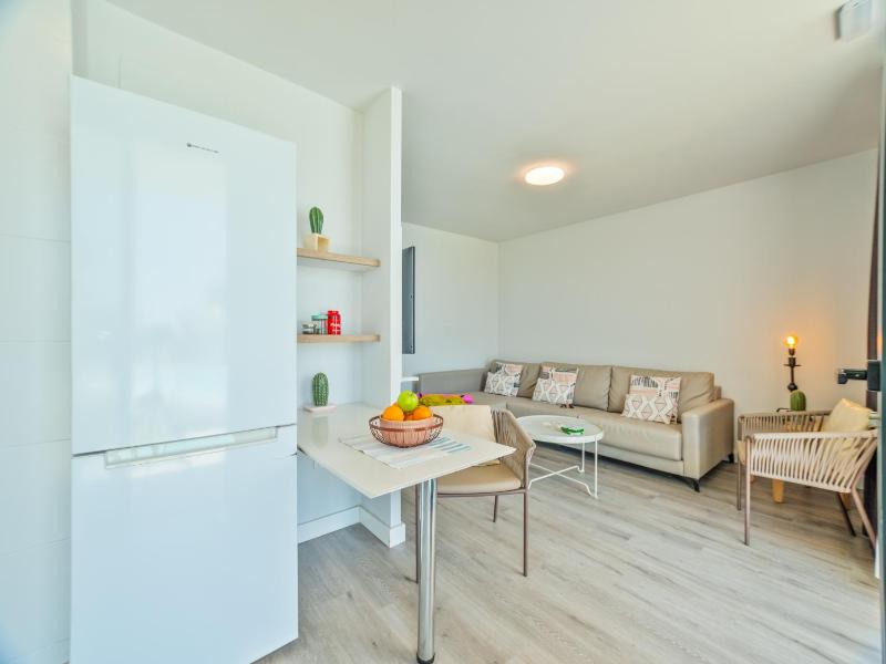 Two-Bedroom Bungalow image 3
