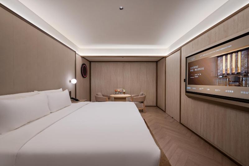 Crystal Hotel Qingdao Badaguan Scenic Area - image 34