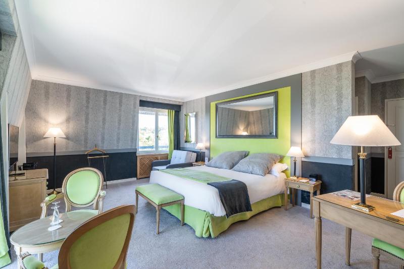 Executive Double Room with Spa Access image 4