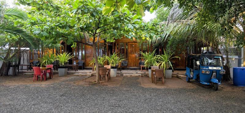 Elvis Beach Resort - image 40