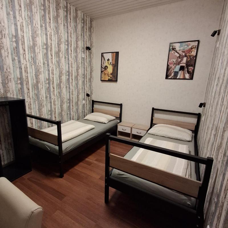 Twin Room with Shared Bathroom image 3