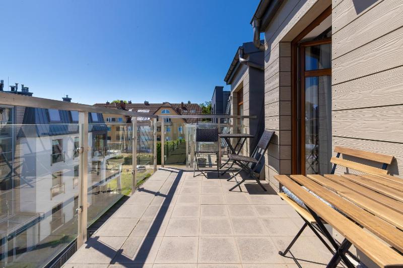 Exceptional Apartments in Sopot by Noclegi Renters - image 2