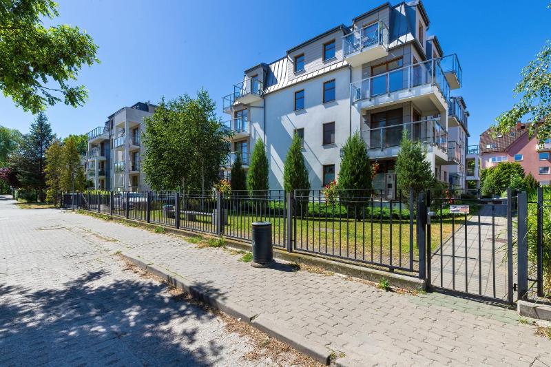 Exceptional Apartments in Sopot by Noclegi Renters - image 16