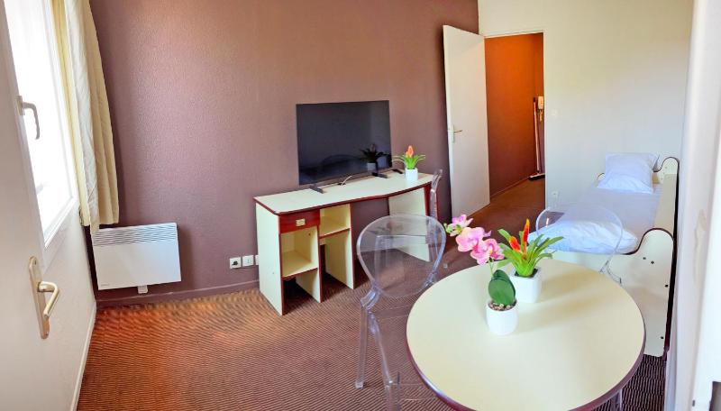 Apartment image 4