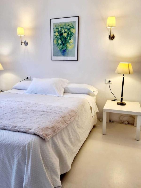 Superior Double Room with Ensuite Bathroom image 4