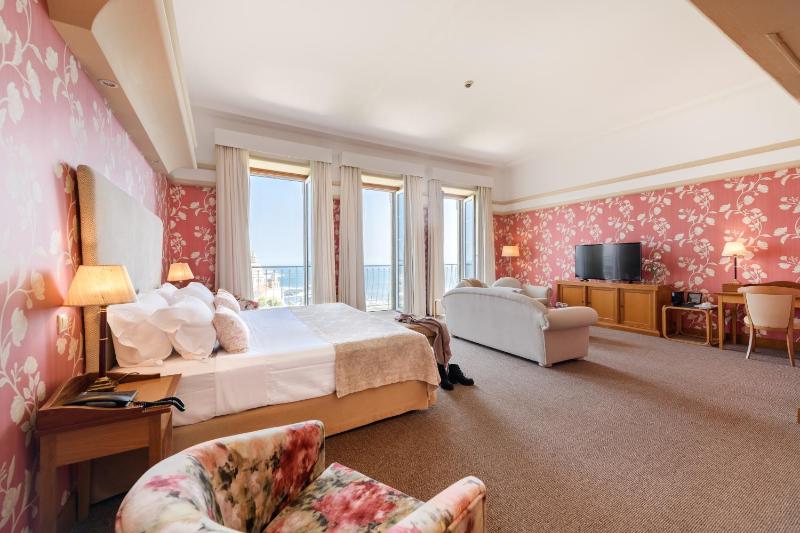 Panoramic Suite image 1