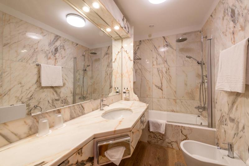 Panoramic Suite image 2