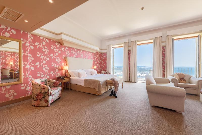 Panoramic Suite image 3