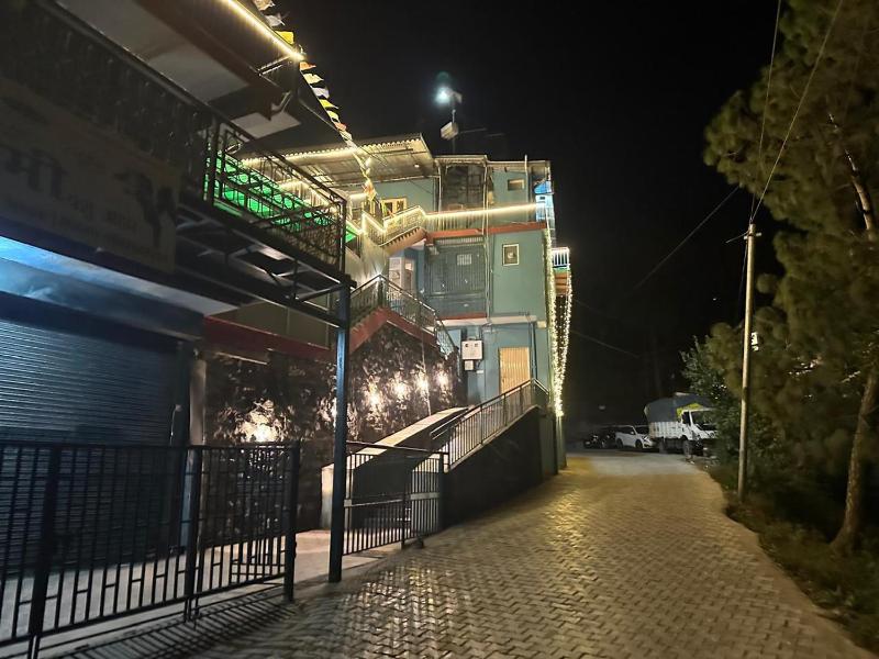 Night Sky Stay kasauli Entire 3BHK 4BHK 6BHK peaceful with massive Garden Walking Path - image 14