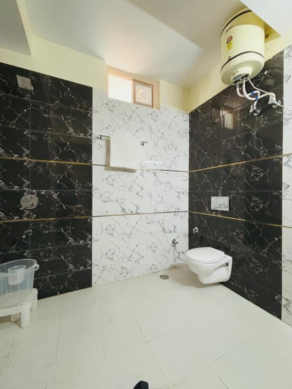 Night Sky Stay kasauli Entire 3BHK 4BHK 6BHK peaceful with massive Garden Walking Path - image 25