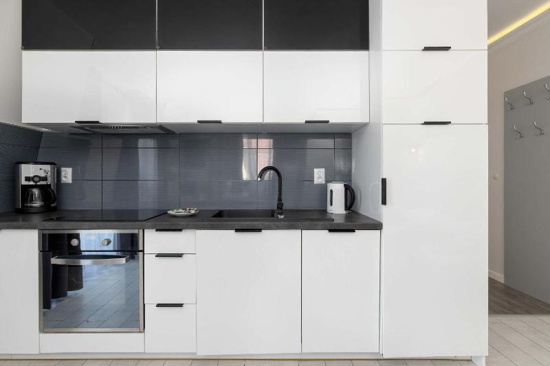 Spacious Apartment in Sopot for 8 People by Noclegi Renters - image 7