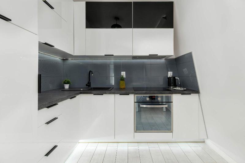 Spacious Apartment in Sopot for 8 People by Noclegi Renters - image 15