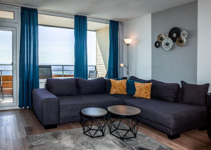 Comfort One-Bedroom Apartment image 1