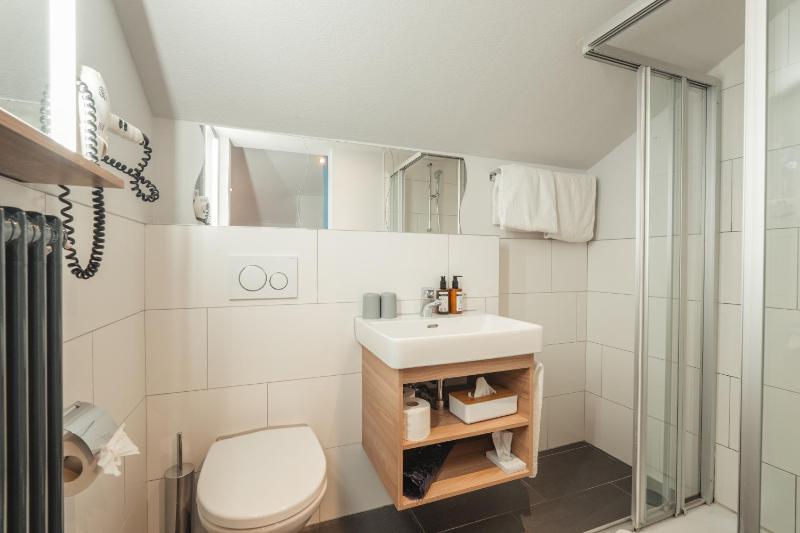 Superior Double Room image 3