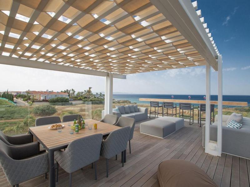 Villa Papadopo - Luxury 3 Bedroom Villa With Private Pool Hot Tub And Sea Views - image 8
