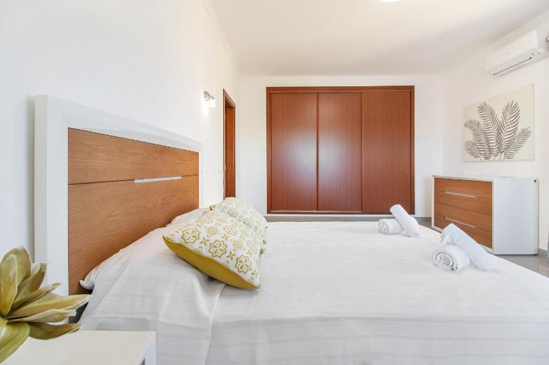 Wonderful Portuguese Villa Casa Lombos Nova 3 Bedrooms Private Pool - image 37