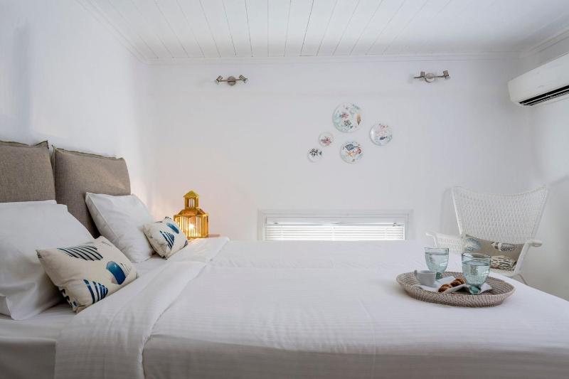 Deluxe Mykonos Villa 2 Bedrooms Villa Del Sol Pool View Outdoor Pool - image 3