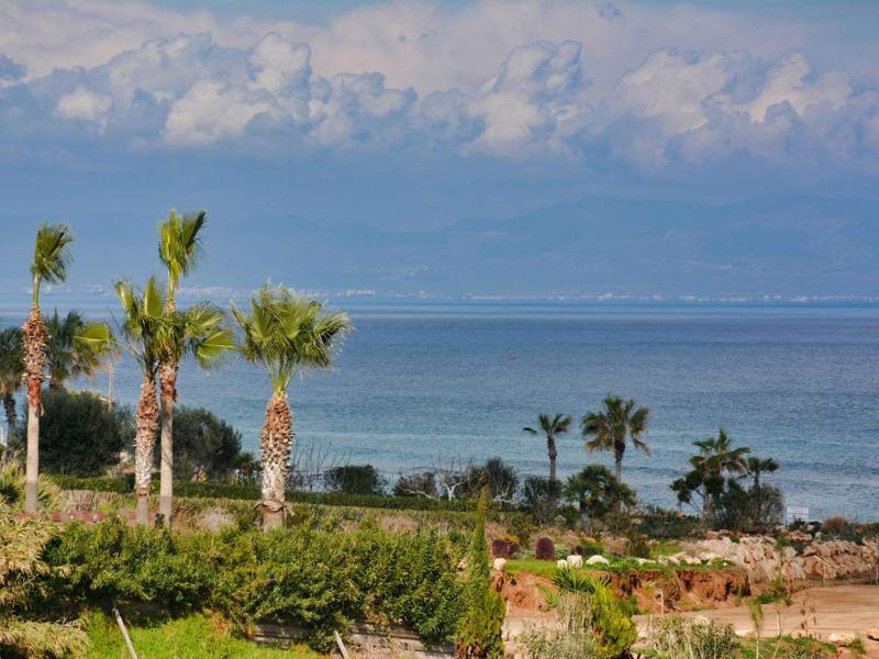 Villa Limni Dyo - Luxurious Contemporary 3 Bedroom Villa With Sea Views And Hot - image 8