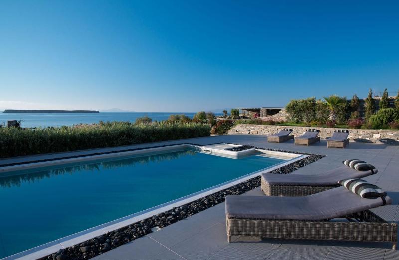 Luxury Paros Villa Superior Villa Private Pool Stunning Interior - image 19