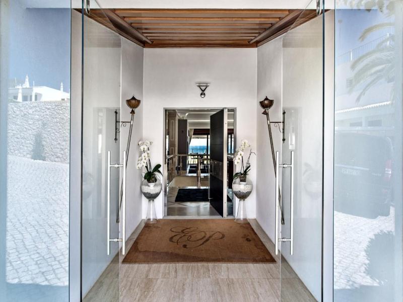Outstanding Algarve Villa 8 Bedrooms Villa Agua Grande Deluxe Seaviews - image 6