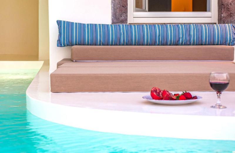 Elegant Santorini Villas Superior One Bedroom Villa With Outdoor Hot Tub - image 16