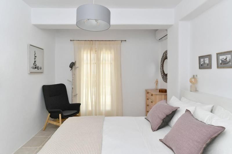 Luxury Paros Villa Villa Ianthe Striking Beauty 4 Bedrooms - image 5