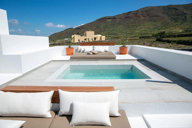 Wonderful Santorini House Villa Mezzo Honeymoon Private Pool Sea Views - image 7