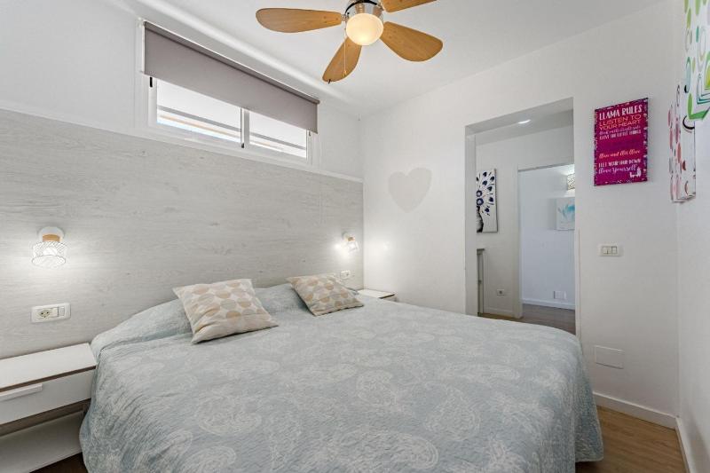 Delicious Los CristianosAchacay2bdr 2bathr Beach close wifi free - image 8
