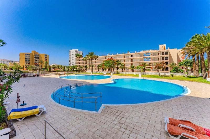 Delicious Los CristianosAchacay2bdr 2bathr Beach close wifi free - image 41