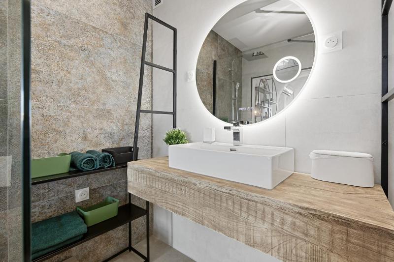 Tiffanys Heliopolis Design & premium apartment with terrace - image 16