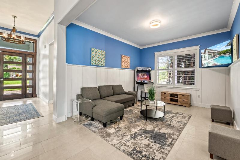 Luxury Sarasota Waterfront Home - Pool Boat Dock & Near Siesta Key Beach - image 34