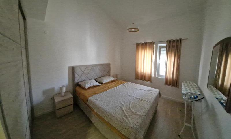 Apartment Bracovic - city center 2 - image 16