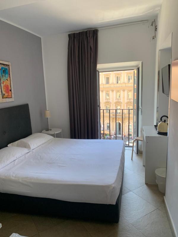 Double Room with View image 1