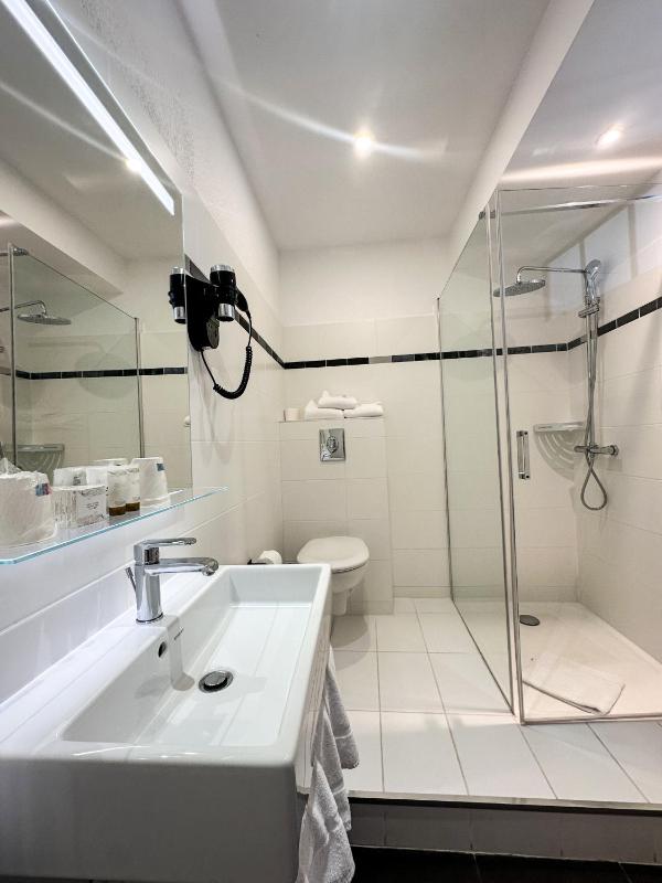 Triple Room image 4