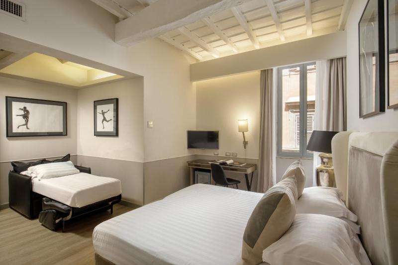 Superior Double Room image 2