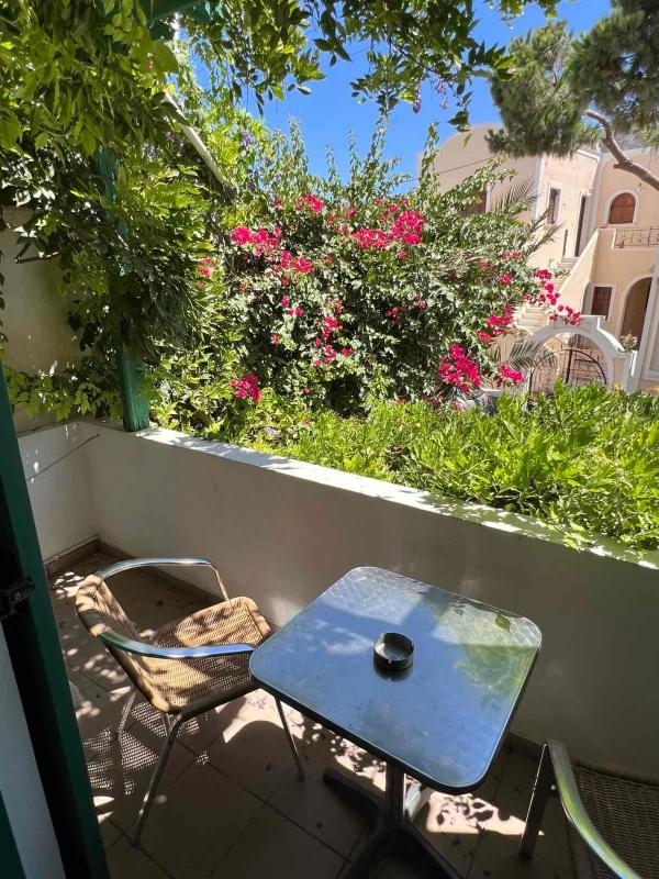 Standard Double Room image 2