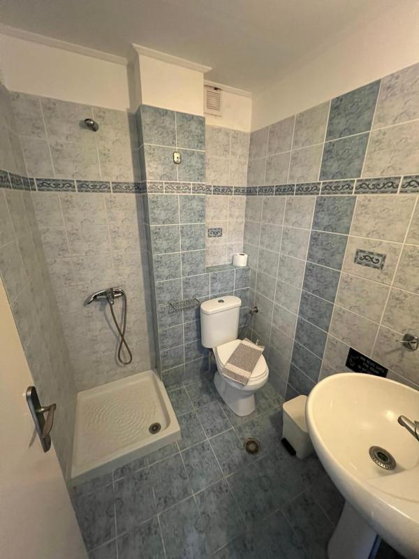 Standard Quadruple Room image 3