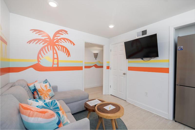 Royal Palms Motel - image 6