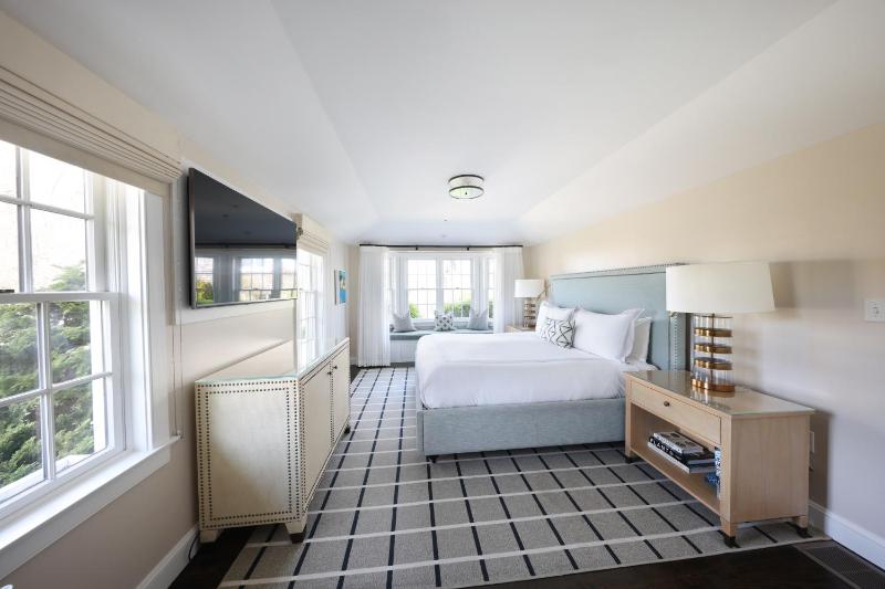 Deluxe Cottage Suite King image 3